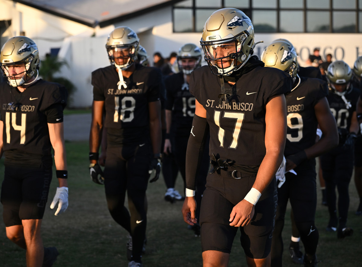 Mater Dei vs St John Bosco October 13, 2023 Photo-Heston Quan25